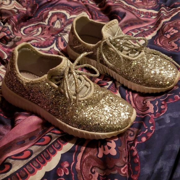 Link Other - Silver sparkly shoes